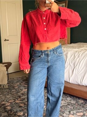Cropped women’s vintage button up